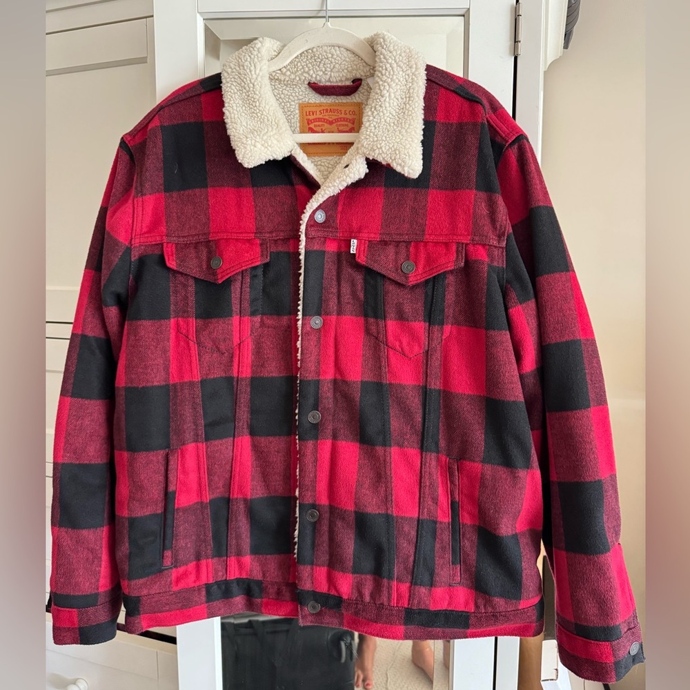 Levi's Classic Red and Black Plaid Jacket - Size XXL